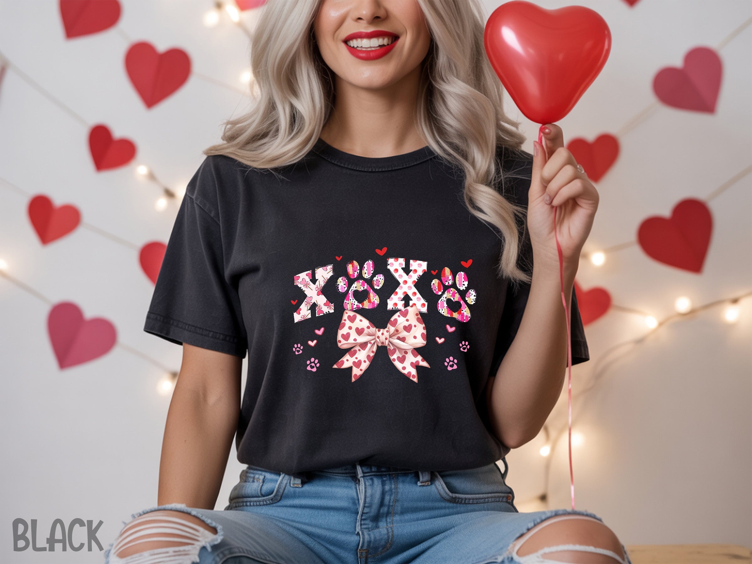 valentines 009 xoxo paw prints for valentines tee