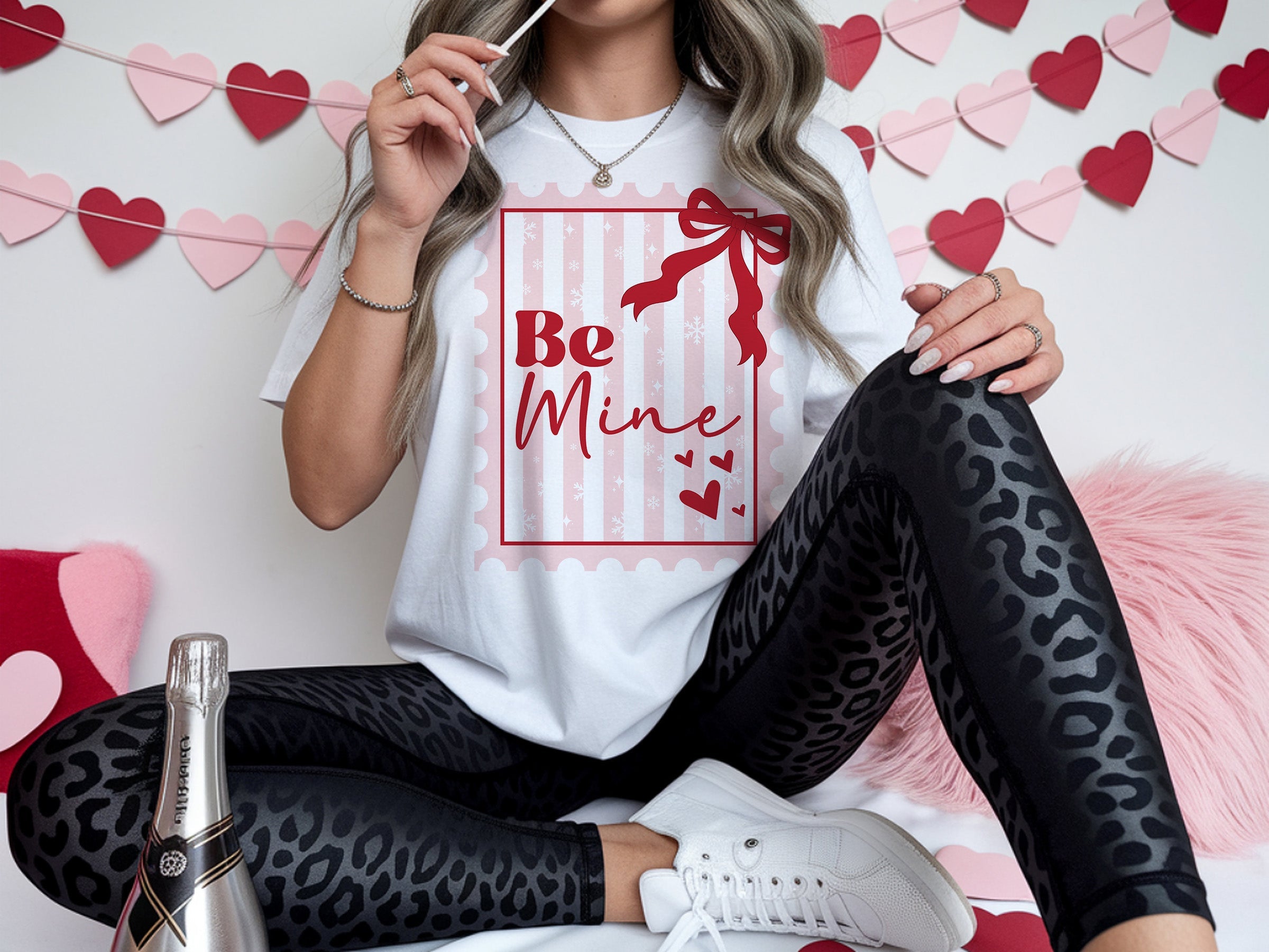 valentines 082 love doodle tee
